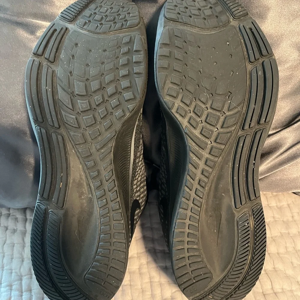 Nike Air Zoom Pegasus 37 Men’s Running Shoes Sz 10.5 W - Picture 5 of 5